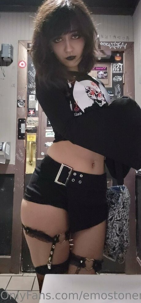 Emostonergorl modèle hd images