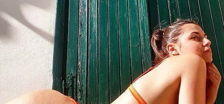 Deborah Neri star érotique images