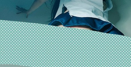 jeaninpink modèle nu img