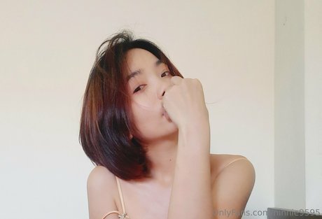 fans de grosses femmes aux gros seins uniquement xxx haute qualité img