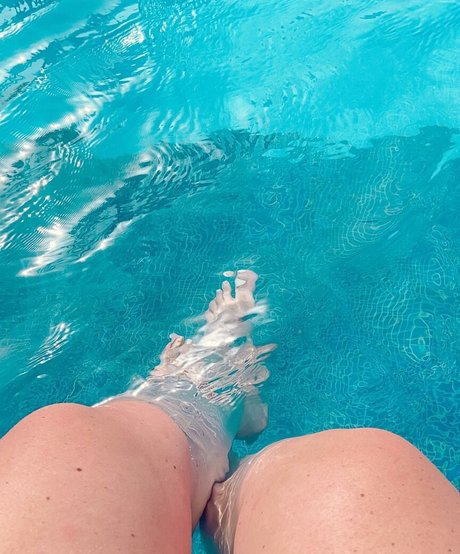 Rebecca Shortt belle star du porno image