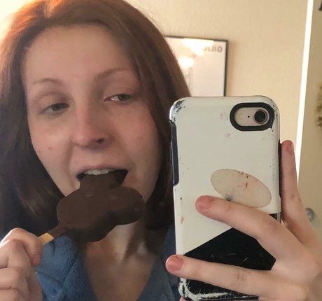 pipe éjaculation dans la bouche onlyfans xxx hd photo