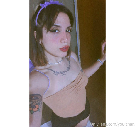 youichan modèle gratuit des photos