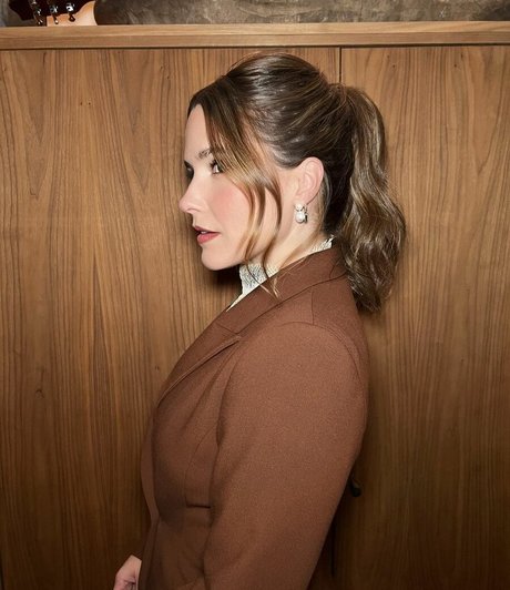 Sophia Bush modèle pornographique img