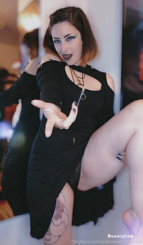 andromedanekoclub modèle joli archive