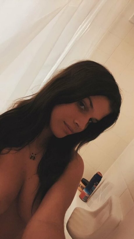 Megcrit star du porno hd photos