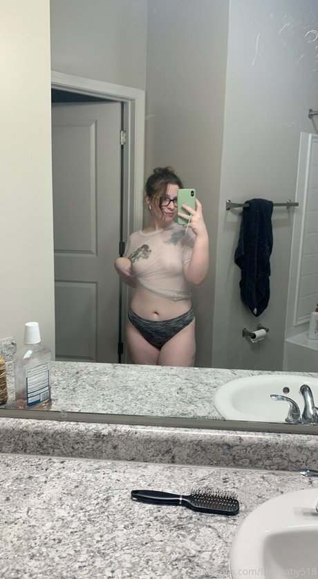 elfbxby actrice adulte galerie