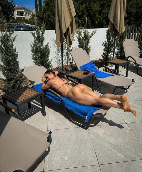 Micha Prinz jolie star du porno archive