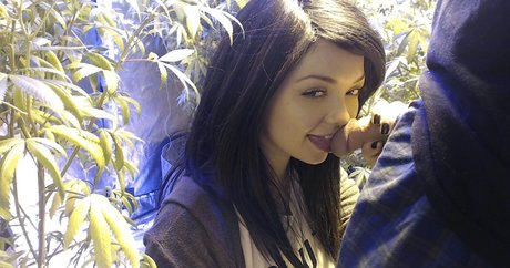 double branlette onlyfans beau haut collection