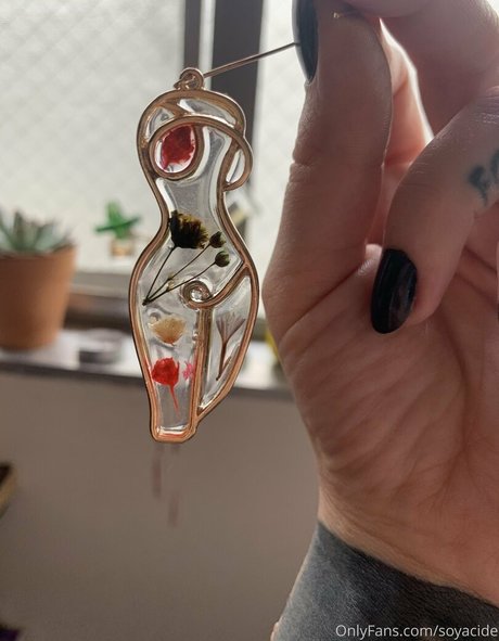 Soyacide modèle porno collection