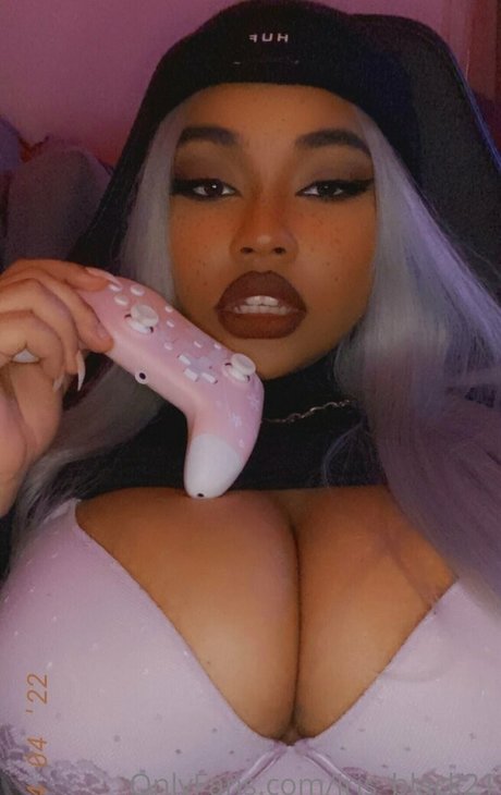 Iris black21 actrice sexy img