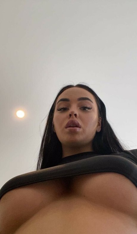 massothérapeute onlyfans chaud parfait des photos