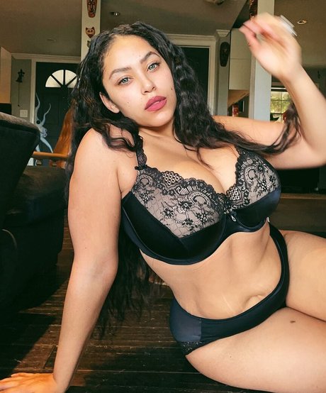 Audrey Littie modèle artistique des photos