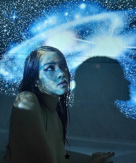 Exoticwildflower étoile sexy des photos