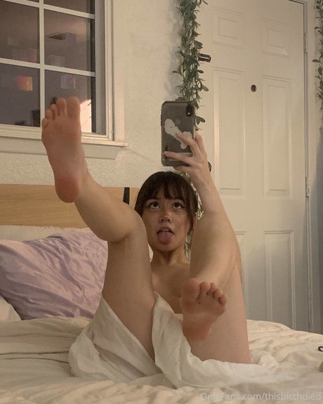 thisbicthdied étoile hd image