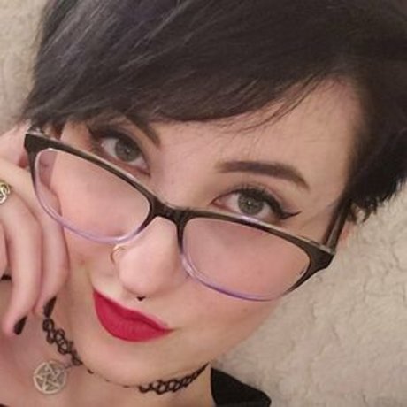 Cami Jacksoff modèle parfait galeries