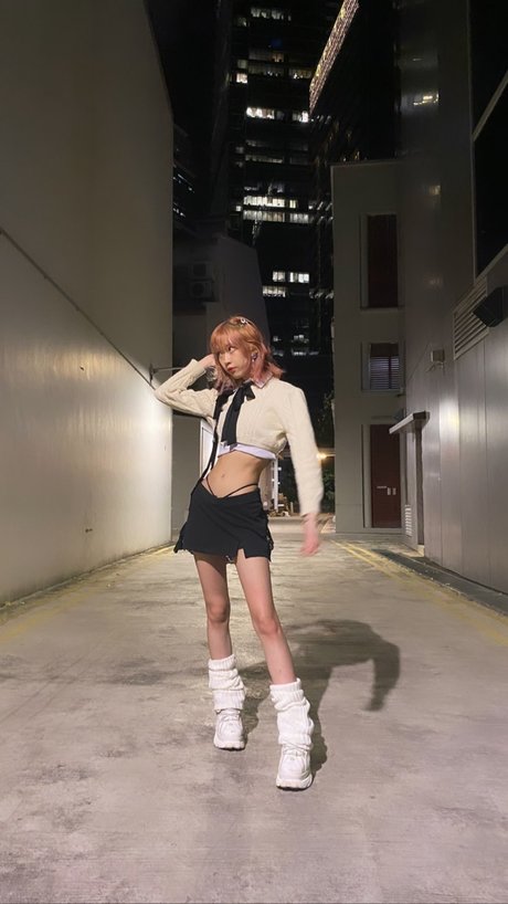 A1es5andra modèle sympa img