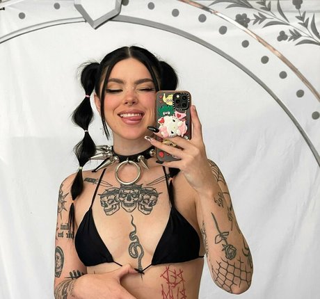 Jtilb modèle pornographique galerie