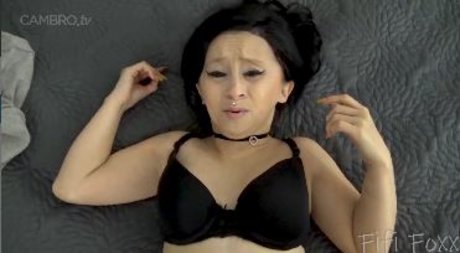 TinyTexie star du porno chaud galerie