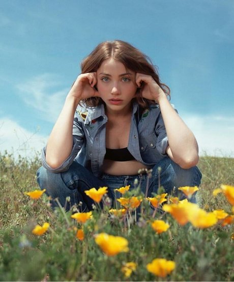 épouse maigre onlyfans parfait et sexy photos