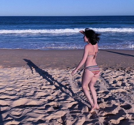 chatte dégoulinante et humide onlyfans beau haut collection