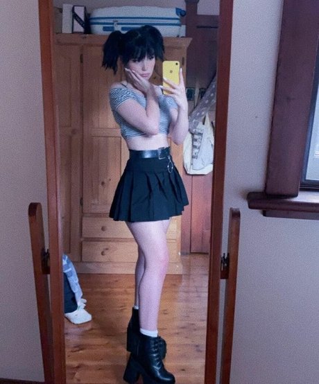 Mia Rodriguez étoile gratuite archive