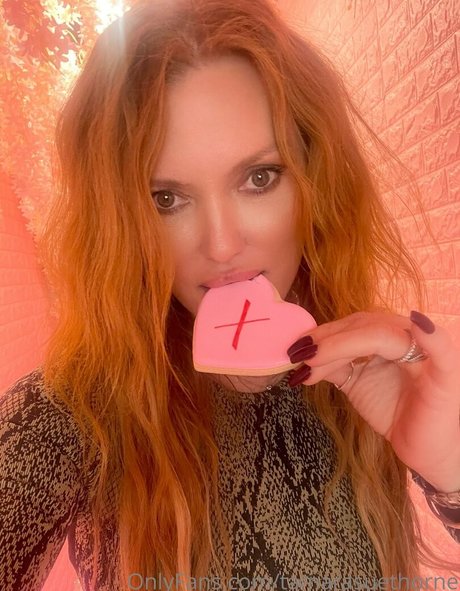 Tamarasuethorne belle star du porno archive