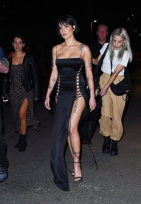 Halsey star érotique galerie