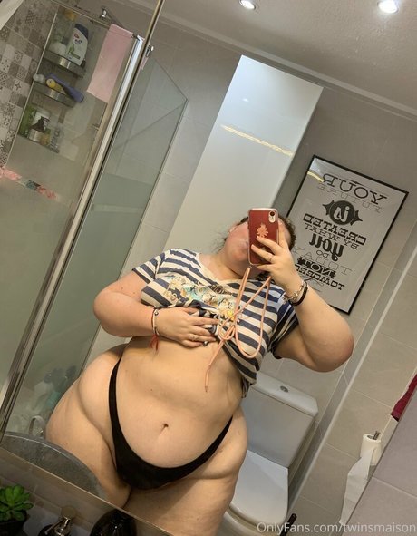 twinsmaison modèle pornographique galerie