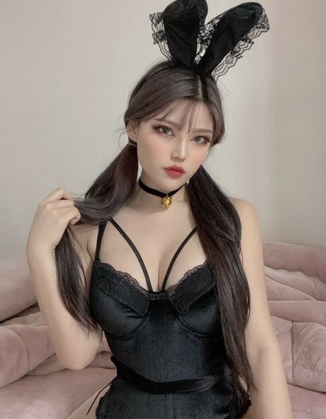 Ohdukhwa modèle érotique image