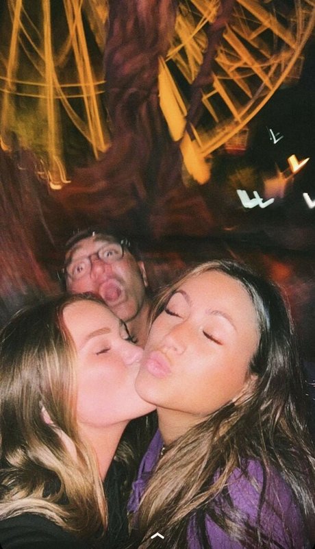 chasteté onlyfans meilleur art galeries