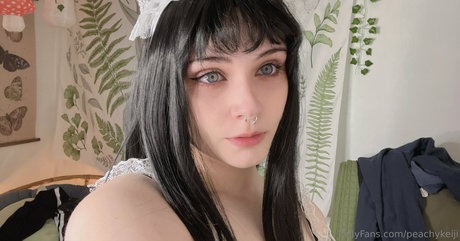 peachykeiji art star du porno photos
