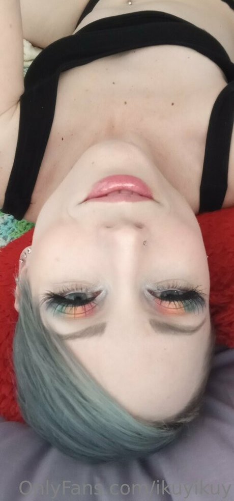 Ikuy jolie actrice images