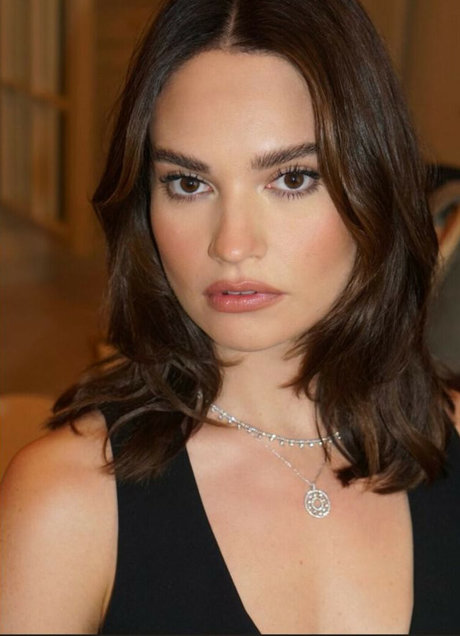 Lily James étoile hd galerie