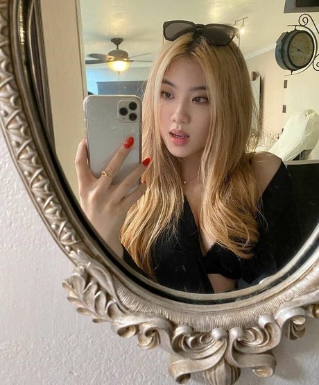 Allissa Shin modèle meilleur des photos