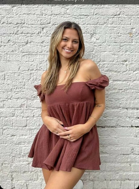 Hannah Montoya nus de stars du porno photo