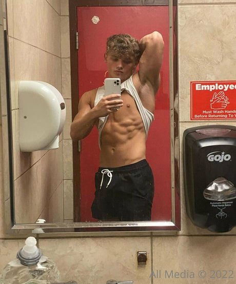 taylorsfree star du porno sympa galerie