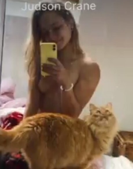 Aline Dessine star du porno hd img