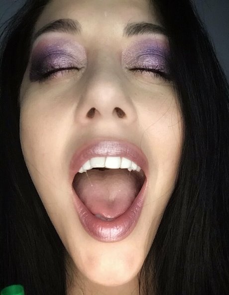 missleanalee étoile érotique photo