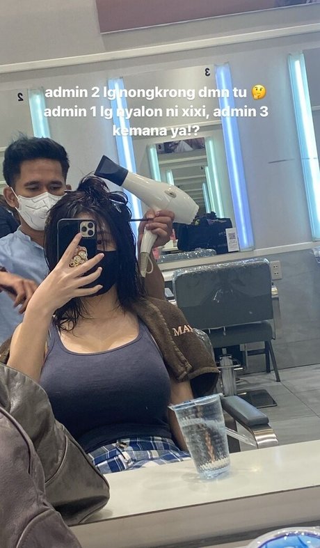 belle ladyboy onlyfans nus érotiques photos