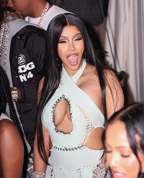 bronzage uniquementfans meilleur sympa photo