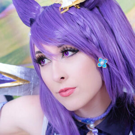 freeeroticneko star érotique photo