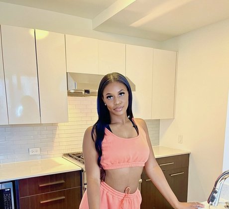 allyfromthesouth modèle de haute qualité img