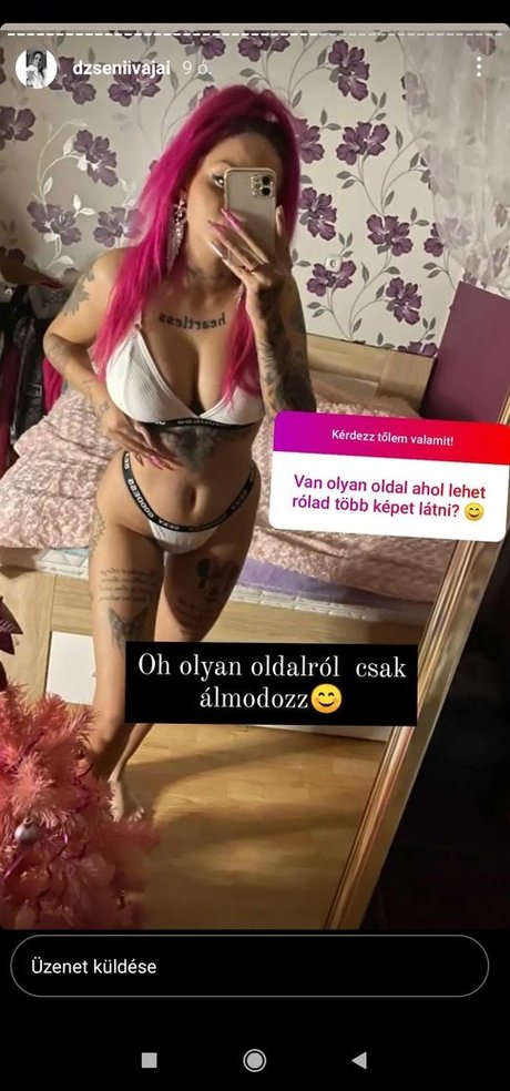 chatte chauve onlyfans chaud de haute qualité images