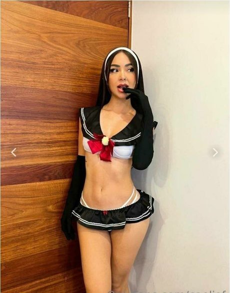 Caelike modèle de sexe galerie