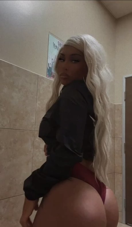 Cassie Mason modèles nus collection