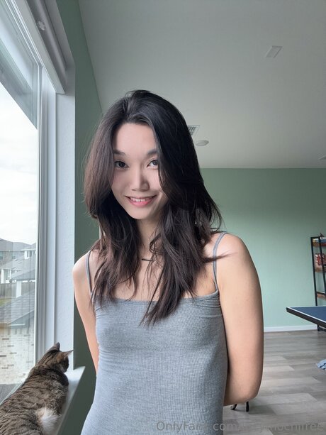 lucymochifree beau modèle des photos