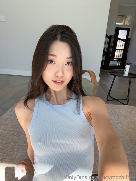 lucymochifree top star galeries