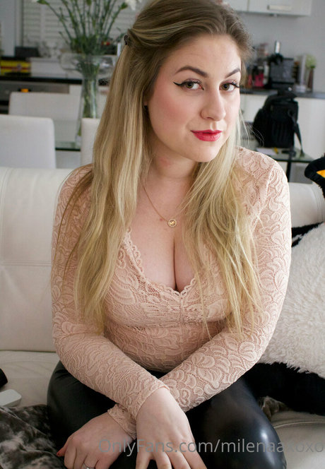 milenaaxoxo jolie star du porno img