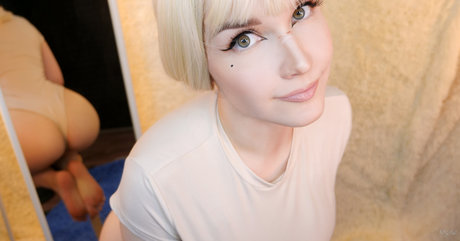 KittyKlaw ASMR jolie actrice galerie